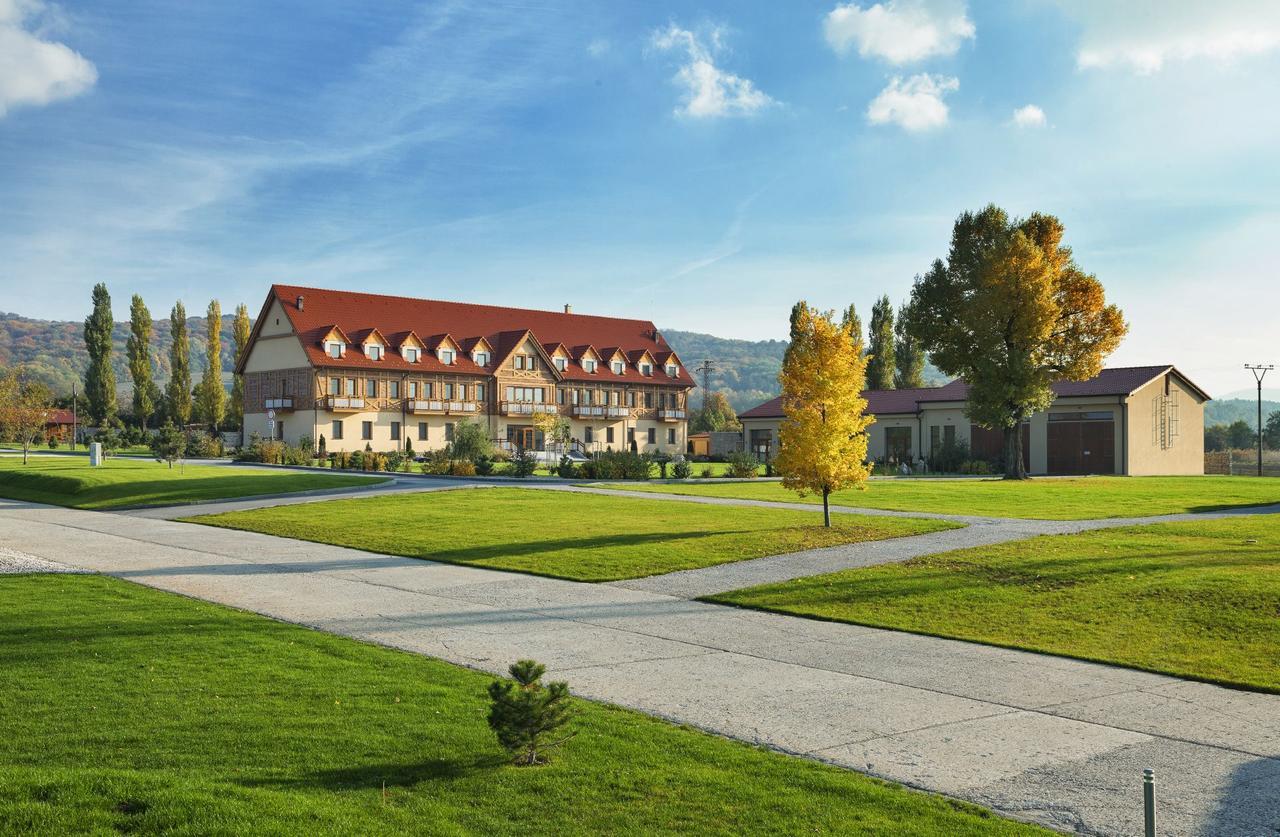 Malvazia Hotel Prievaly Zewnętrze zdjęcie